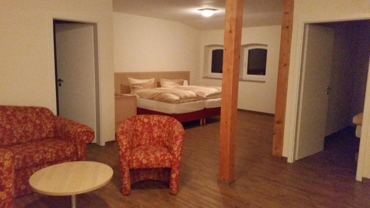 Landhotel Kreien Dış mekan fotoğraf